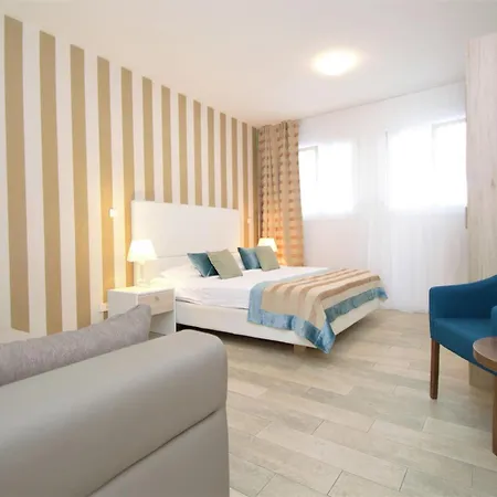 Perla Resort-2 By Interhome Рогозница