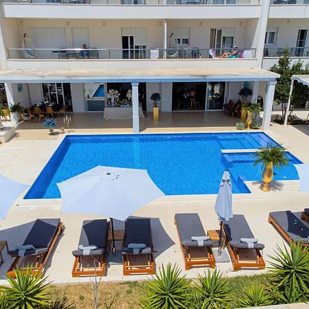 Perla Resort-2 By Interhome Рогозница